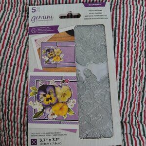 Gemini Papercraft Die: Pretty Pansies
